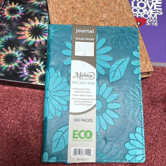 Journals of many Colors - Picture 2 of 6